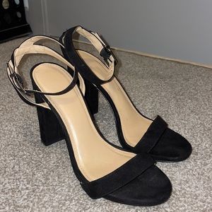 Express black heels
